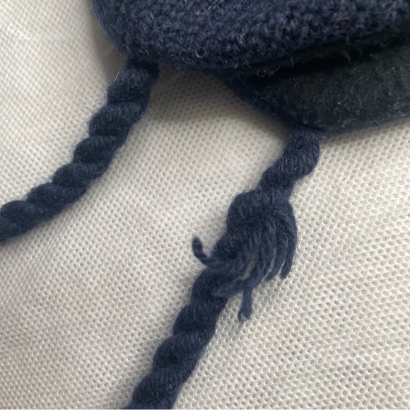 VTG American Eagle Knit Toboggan Beanie Hat One Size Wool Blend Pom Pom Poof - Picture 8 of 11